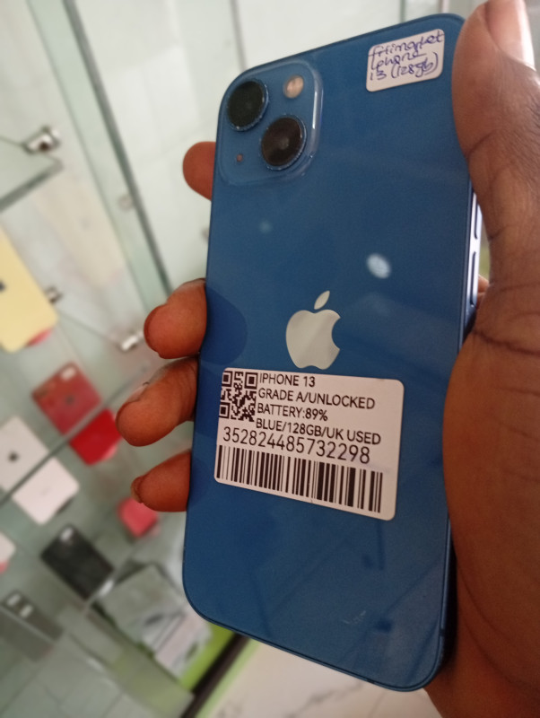 UK USED IPHONE 13 128GB