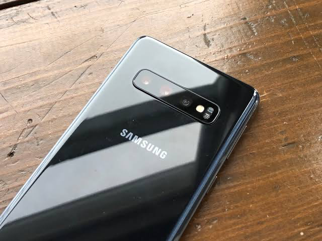 New Samsung S10 plus